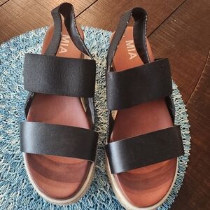 Platform Wedge